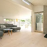 Hébergement de vacances 4 Star Holiday Home In Hals Hals