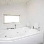 4 Star Holiday Home In Hals * Hals