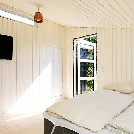 4 Star Holiday Home In Hals Hals